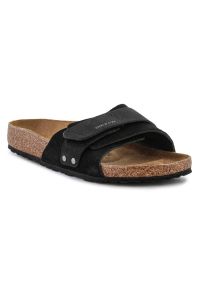 Klapki Birkenstock Oita 1024200 czarne. Kolor: czarny. Materiał: zamsz, guma. Wzór: paski. Styl: elegancki #6