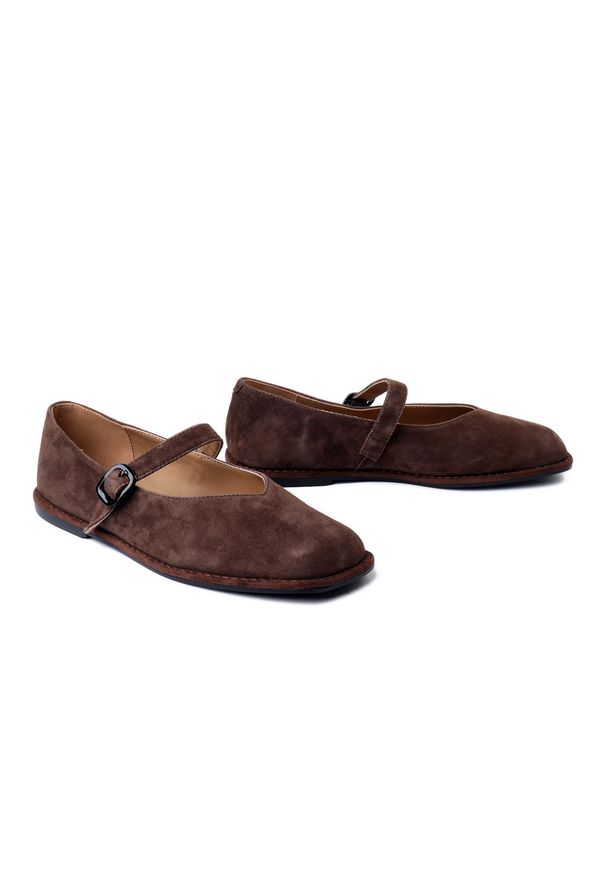 Artiker Relaks - ARTIKER RELAKS 58C1451 brązowy, baleriny damskie. Kolor: brązowy. Materiał: skóra, guma. Obcas: na obcasie. Wysokość obcasa: niski