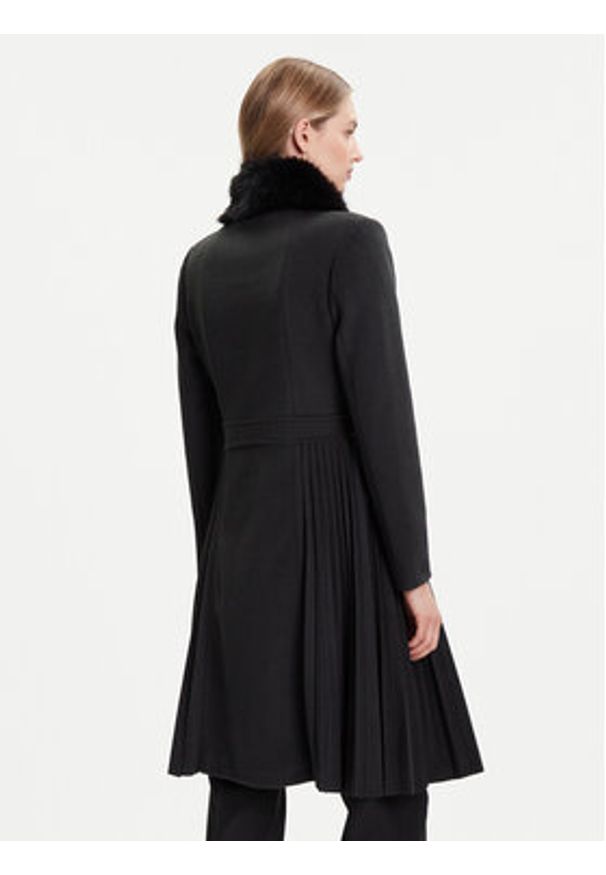 Rinascimento Płaszcz przejściowy CFC0125794003 Czarny Regular Fit. Kolor: czarny. Materiał: syntetyk