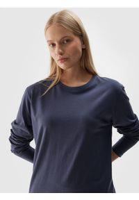 4f - 4F Longsleeve oversize uniseks - granatowy XL. Okazja: na co dzień. Kolor: niebieski. Materiał: bawełna, jersey, dzianina. Długość rękawa: długi rękaw. Długość: długie. Wzór: gładki, ze splotem. Styl: sportowy, klasyczny, casual