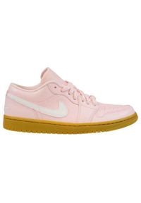 Buty do chodzenia damskie Nike Air Jordan 1 Low. Zapięcie: sznurówki. Kolor: różowy. Materiał: materiał, syntetyk. Szerokość cholewki: normalna. Model: Nike Air Jordan. Sport: turystyka piesza