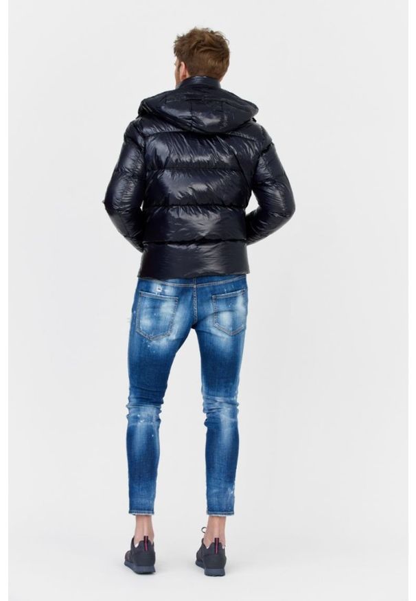 Emporio Armani - EMPORIO ARMANI Granatowa puchowa kurtka męska. Kolor: niebieski. Materiał: puch