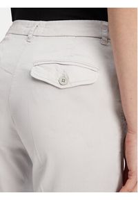 United Colors of Benetton - United Colors Of Benetton Chinosy 4CDR558R5 Szary Slim Fit. Kolor: szary. Materiał: bawełna #5