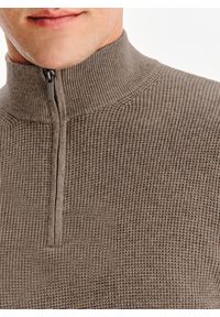 Pako Lorente - PAKO LORENTE - Brązowy sweter z rozpinaną stójką. Okazja: na co dzień. Typ kołnierza: kołnierzyk stójkowy. Kolor: brązowy. Materiał: wełna, bawełna. Sezon: jesień. Styl: casual #9