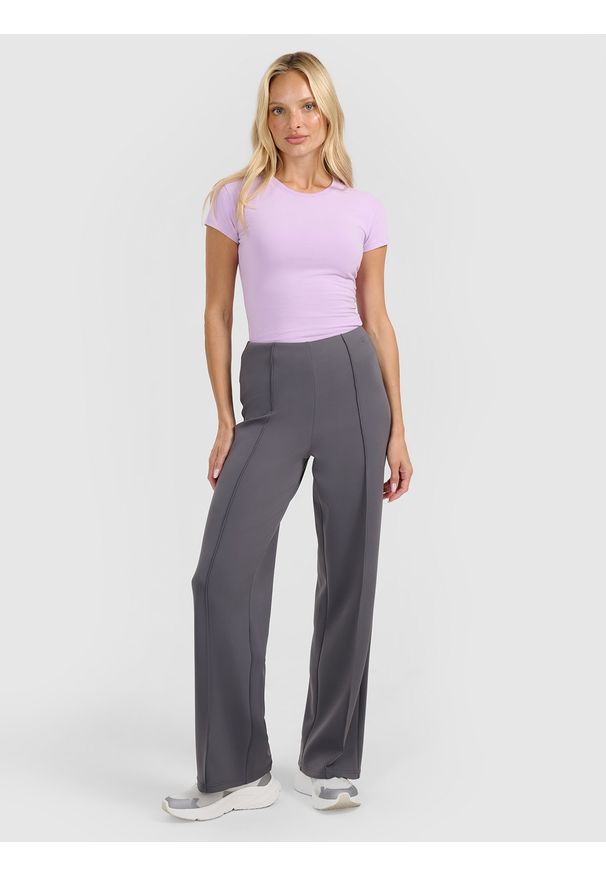 4f - 4F T-shirt slim gładki damski - fioletowy XS. Kolor: fioletowy. Wzór: gładki