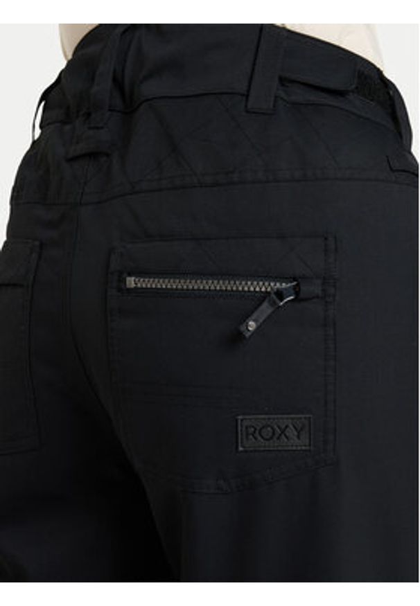 Roxy Spodnie snowboardowe Nadia ERJTP03271 Czarny Tailored Fit. Kolor: czarny. Materiał: syntetyk. Sport: snowboard