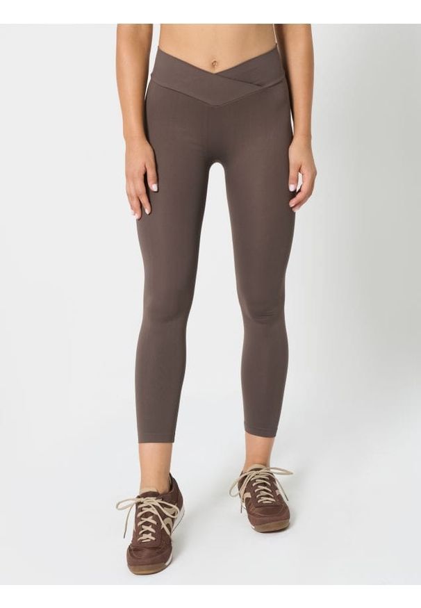 Sinsay - Legginsy sportowe - brązowy. Kolor: brązowy. Styl: sportowy
