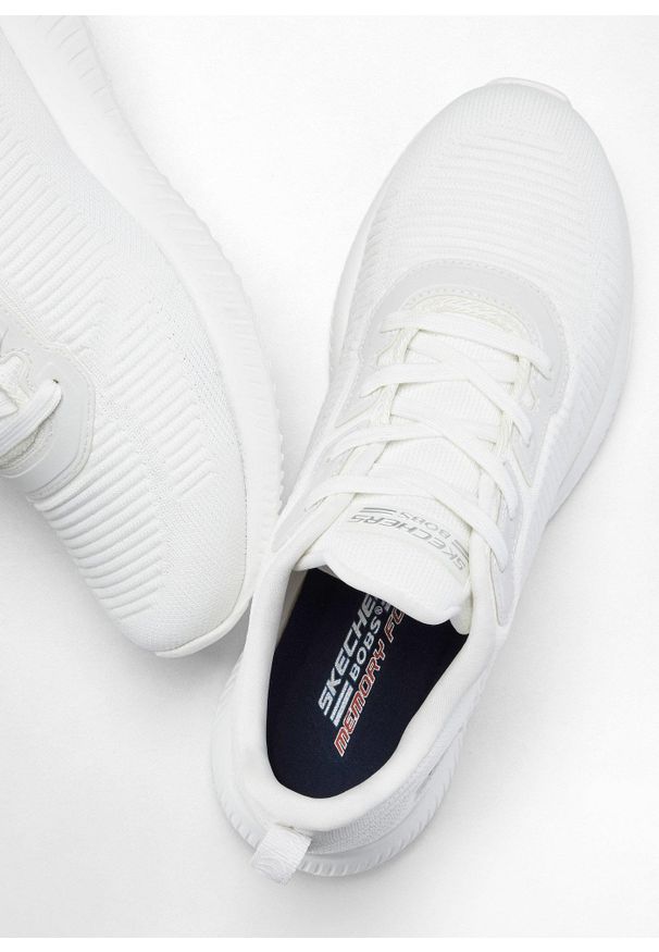 bonprix - Sneakersy Skechers z pianką memory. Okazja: na co dzień. Kolor: biały