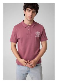 Guess T-Shirt 183257 Czerwony Classic Fit. Kolor: czerwony #1