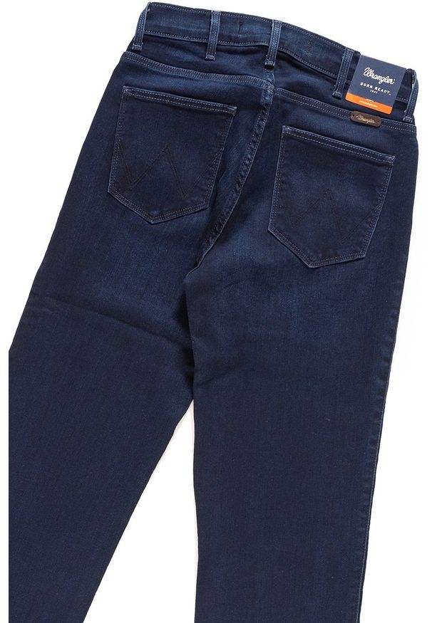 Wrangler - WRANGLER HIGH SLIM TRUE DARK W27GBV78Z. Stan: podwyższony. Wzór: jednolity