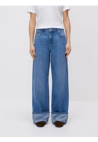Reserved - Jeansy straight - niebieski. Kolor: niebieski #1
