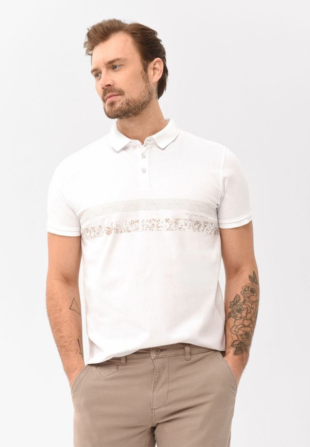 Volcano - Polo z nadrukiem O-STEV. Okazja: na co dzień. Typ kołnierza: polo. Materiał: prążkowany, bawełna, materiał. Długość rękawa: krótki rękaw. Długość: krótkie. Wzór: nadruk. Styl: klasyczny, casual