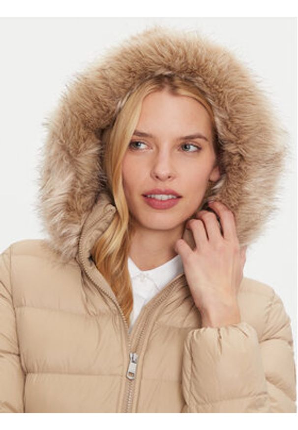 TOMMY HILFIGER - Tommy Hilfiger Kurtka puchowa WW0WW43122 Beżowy Regular Fit. Kolor: beżowy. Materiał: syntetyk. Sezon: zima