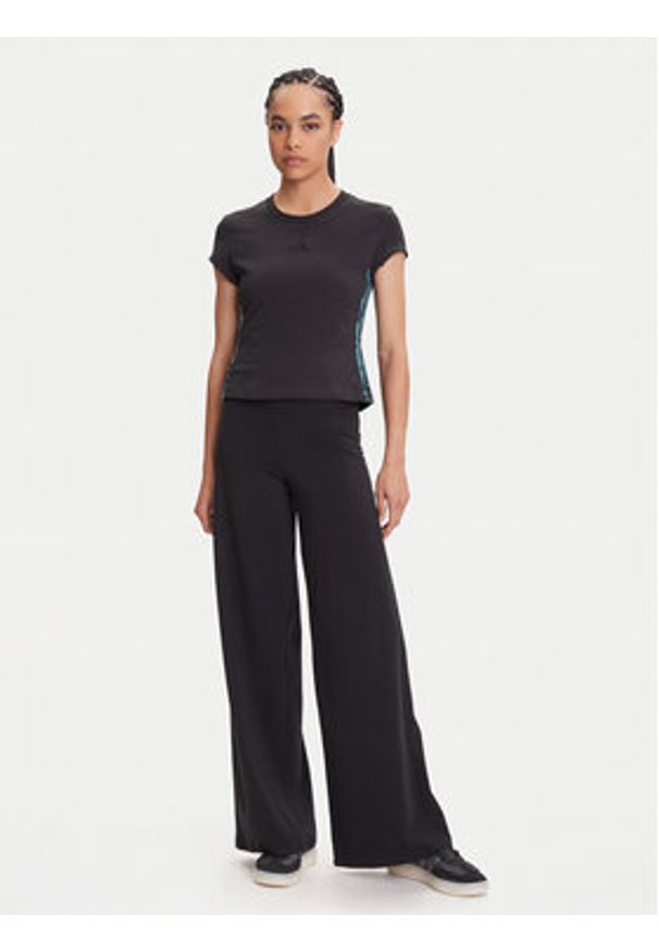 Adidas - adidas T-Shirt Animal Print 3-Stripes JM1850 Czarny Slim Fit. Kolor: czarny. Materiał: bawełna. Wzór: nadruk