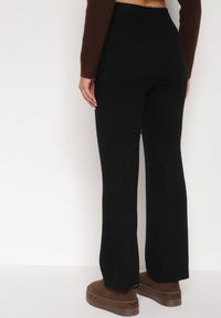 Born2be - Czarne Prążkowane Spodnie z Wełną o Szerokim Kroju z Wysokim Stanem Reinnia. Okazja: na co dzień. Stan: podwyższony. Kolor: czarny. Materiał: prążkowany, wełna. Styl: casual #7