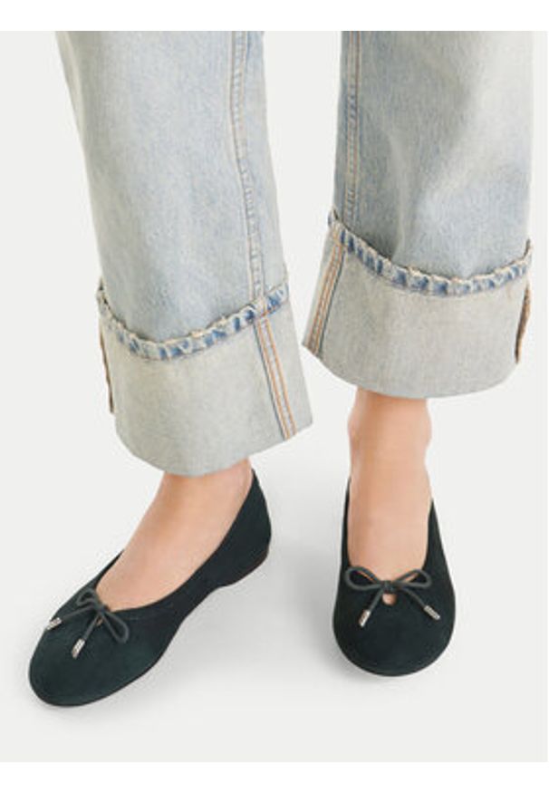 Gino Rossi Baleriny LAYLA-118070 Zielony. Kolor: zielony. Materiał: skóra, zamsz