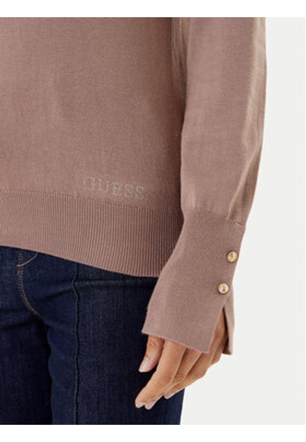 Guess Golf W2BR53 Z2V62 Brązowy Regular Fit. Typ kołnierza: golf. Kolor: brązowy. Materiał: wiskoza