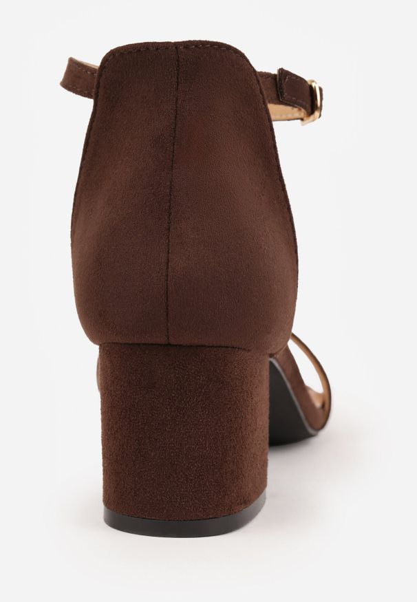 Born2be - Ciemnobrązowe Sandały Vices na Obcasie w Klasycznym Stylu Jelhiris. Okazja: na wesele, na ślub cywilny. Zapięcie: sprzączka. Kolor: brązowy. Obcas: na obcasie. Styl: klasyczny. Wysokość obcasa: średni