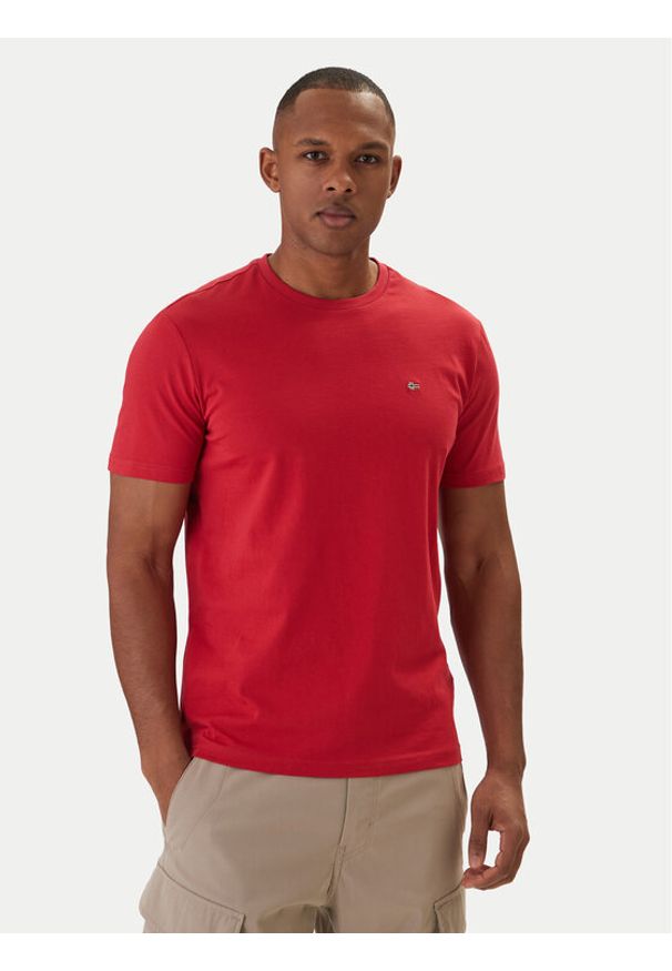 Napapijri T-Shirt Salis NP0A4H8D Czerwony Regular Fit. Kolor: czerwony. Materiał: bawełna