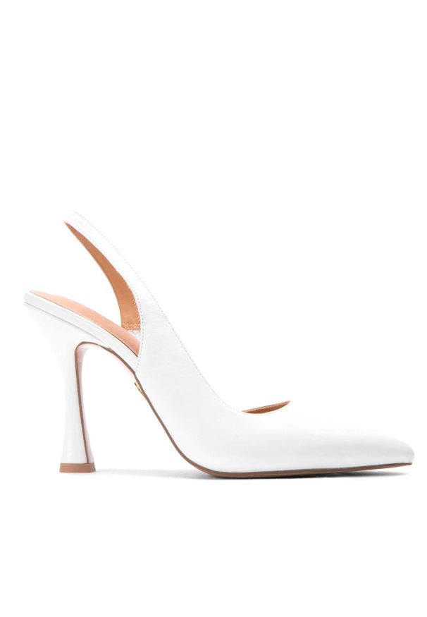 Kazar - Białe czółenka damskie. Zapięcie: pasek. Kolor: biały. Materiał: skóra. Szerokość cholewki: normalna. Wzór: aplikacja. Obcas: na obcasie. Styl: klasyczny. Wysokość obcasa: średni