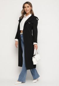 Born2be - Czarny Płaszcz Trencz z Eleganckim Paskiem Mavinellea. Okazja: na co dzień. Kolor: czarny. Materiał: jeans. Długość rękawa: długi rękaw. Długość: długie. Styl: elegancki