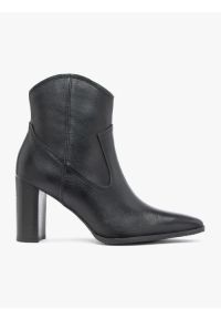 Ryłko - Czarne botki kowbojki na wysokim obcasie. Okazja: na co dzień. Zapięcie: zamek. Kolor: czarny. Materiał: skóra. Obcas: na obcasie. Styl: street, casual, elegancki. Wysokość obcasa: wysoki #1
