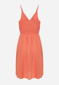 Born2be - Czerwona Wiskozowa Sukienka z Kopertowym Dekoltem Arileme. Kolor: czerwony. Materiał: wiskoza. Długość rękawa: na ramiączkach. Typ sukienki: kopertowe. Styl: wizytowy, klasyczny, elegancki #2