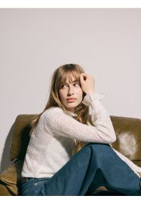 Reserved - Sweter z dodatkiem wełny - złamana biel. Materiał: wełna #1