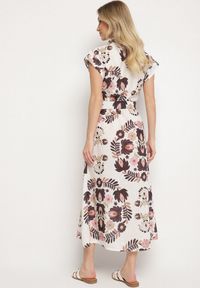 Born2be - Czarna Sukienka z Wiskozą o Koszulowym Kroju z Paskiem z Klamrą Nitasiela. Okazja: na co dzień. Typ kołnierza: dekolt w kształcie V. Kolor: czarny. Materiał: wiskoza. Długość rękawa: krótki rękaw. Typ sukienki: koszulowe. Styl: klasyczny, casual #3