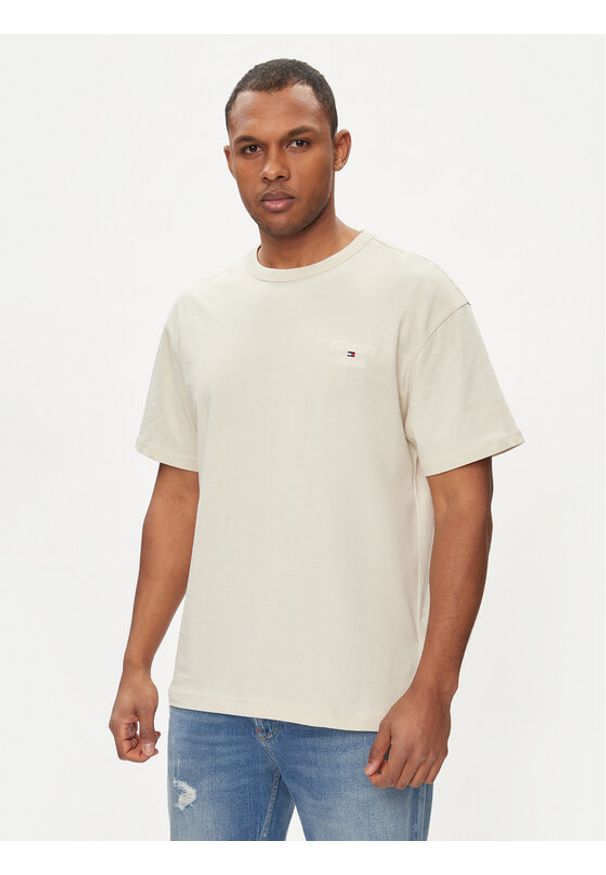 Tommy Jeans T-Shirt DM0DM18872 Beżowy Regular Fit. Kolor: beżowy. Materiał: bawełna
