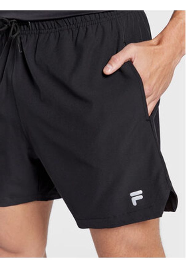 Fila Szorty sportowe Reno FAM0276 Czarny Regular Fit. Kolor: czarny. Materiał: syntetyk. Styl: sportowy