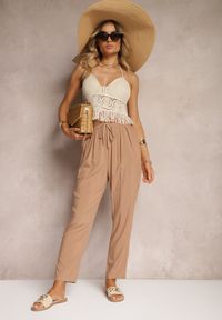 Renee - Brązowe Spodnie Paper Bag High Waist z Bawełny z Gumką w Talii Emorea. Okazja: na co dzień. Stan: podwyższony. Kolor: brązowy. Materiał: bawełna. Styl: elegancki, casual #3