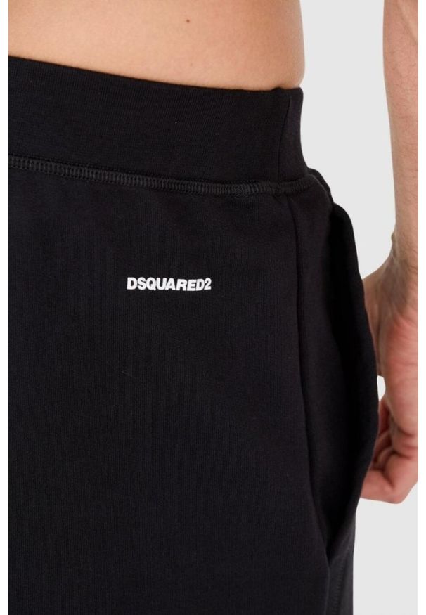 DSQUARED2 Czarne bawełniane szorty męskie, Rozmiar XL. Kolor: czarny. Materiał: bawełna