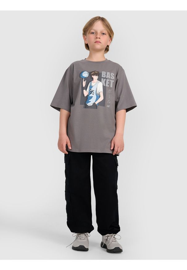 4f - 4F T-shirt oversize z nadrukiem chłopięcy - szary 152 (11-12 lat). Okazja: na co dzień. Kolor: szary. Materiał: jersey, bawełna, materiał. Wzór: nadruk. Sezon: lato. Styl: casual, klasyczny, sportowy