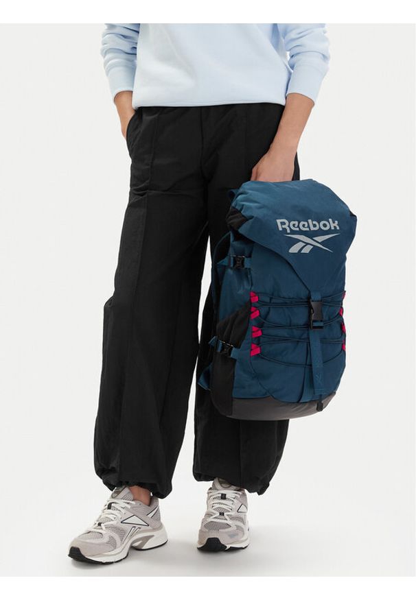 Reebok Plecak CWBEO-RBK-WS-002-09 Granatowy. Kolor: niebieski. Materiał: materiał