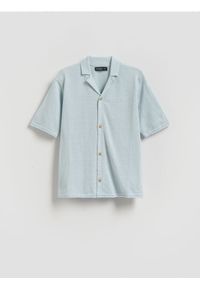 Reserved - Sweter z kołnierzykiem - jasnoniebieski. Kolor: niebieski. Materiał: dzianina, bawełna #1