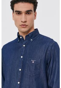 GANT - Gant Koszula bawełniana jeansowa męska kolor granatowy regular z kołnierzykiem klasycznym. Typ kołnierza: button down, kołnierzyk klasyczny. Kolor: niebieski. Materiał: bawełna, jeans. Długość rękawa: długi rękaw. Długość: długie. Styl: klasyczny #5