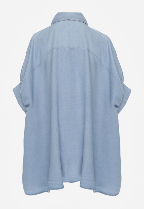 Born2be - Jasnoniebieska Nietoperzowa Koszula Oversize z Wiskozą z Rękawami 3/4 Mathei. Okazja: na co dzień. Kolor: niebieski. Materiał: wiskoza. Styl: elegancki, casual