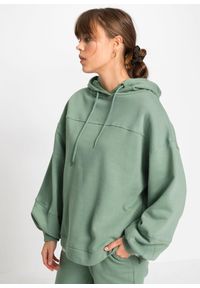 bonprix - Bluza z kapturem oversized, z miękkiego materiału z bawełną. Typ kołnierza: kaptur. Kolor: zielony. Materiał: bawełna, materiał #1