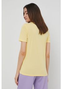 Pieces t-shirt damski kolor żółty. Okazja: na co dzień. Kolor: żółty. Materiał: włókno, dzianina. Długość rękawa: krótki rękaw. Długość: krótkie. Styl: casual #5