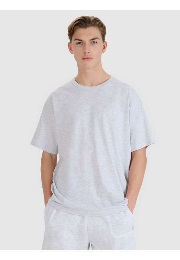 4f - 4F T-shirt oversize gładki uniseks - szary XS. Okazja: na co dzień. Kolor: szary. Materiał: jersey, dzianina, bawełna. Długość rękawa: krótki rękaw. Długość: krótkie. Wzór: gładki. Styl: casual, sportowy, klasyczny