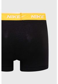Nike bokserki 3-pack męskie kolor bordowy. Kolor: brązowy. Materiał: tkanina, skóra, włókno #7