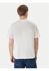 Calvin Klein Jeans T-Shirt LV04RF280G Biały Regular Fit. Kolor: biały. Materiał: bawełna #3