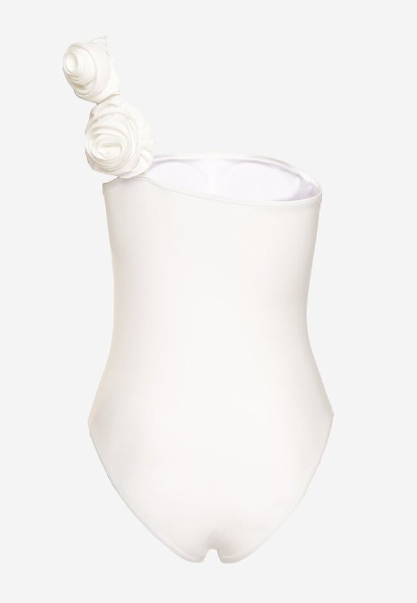 Renee - Biały Strój Kąpielowy Jednoczęściowy o Asymetrycznym Kroju z Kwiatową Aplikacją Irisabel. Kolor: biały. Wzór: aplikacja, kwiaty