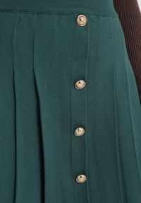 Born2be - Zielona Spódnica Plisowana Mini z Ozdobnymi Guzikami Alesya. Kolor: zielony #3