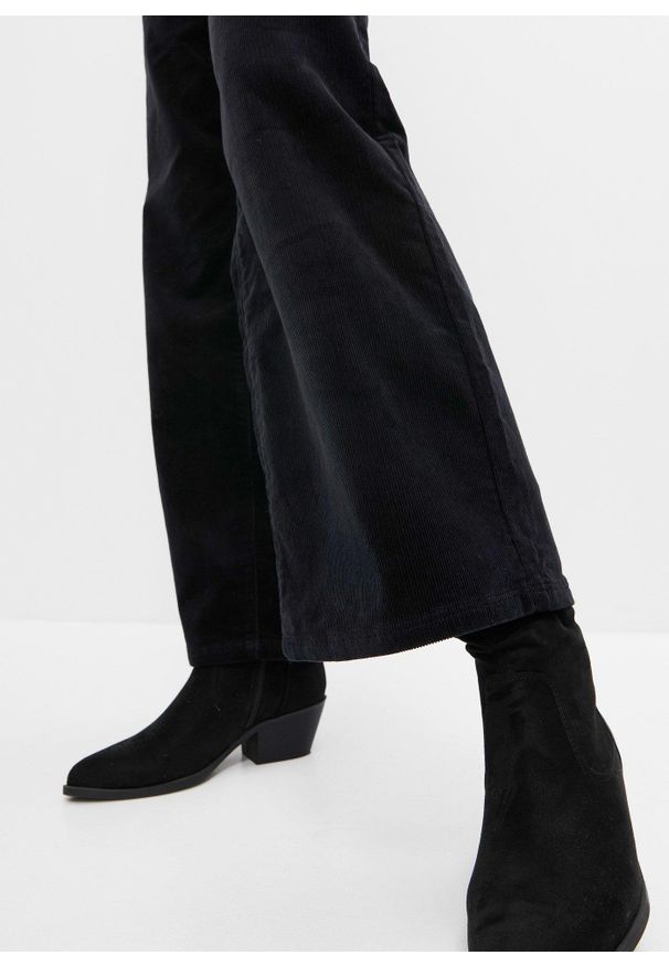 bonprix - Spodnie sztruksowe w stylu Marlena. Kolor: czarny. Materiał: sztruks