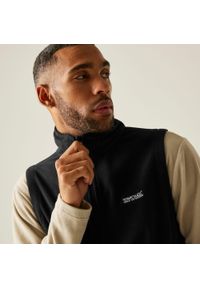 Regatta - Kamizelka turystyczna męska Tobias. Kolor: czarny. Materiał: tkanina, polar, materiał. Długość rękawa: bez rękawów. Sport: fitness, turystyka piesza #1