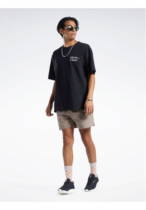 Reebok Szorty sportowe Classics Skateboard Shorts HT8174 Brązowy. Kolor: brązowy. Materiał: bawełna. Styl: sportowy. Sport: skateboard