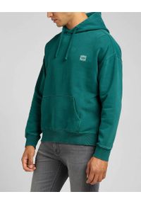 Lee - LEE CORE LOOSE HOODIE MĘSKA BLUZA KLASYCZNA LOGO KAPTUR ESMERALDA L84WTJ96. Styl: klasyczny