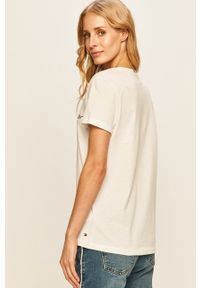 TOMMY HILFIGER - Tommy Hilfiger t-shirt bawełniany kolor biały. Okazja: na co dzień. Kolor: biały. Materiał: bawełna. Długość rękawa: krótki rękaw. Długość: krótkie. Wzór: nadruk. Styl: casual #3